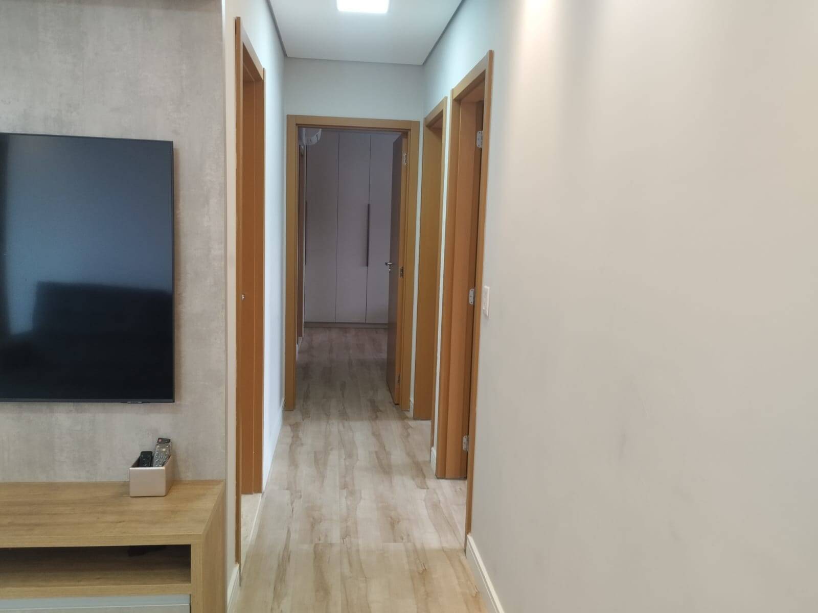 Apartamento à venda com 3 quartos, 98m² - Foto 3