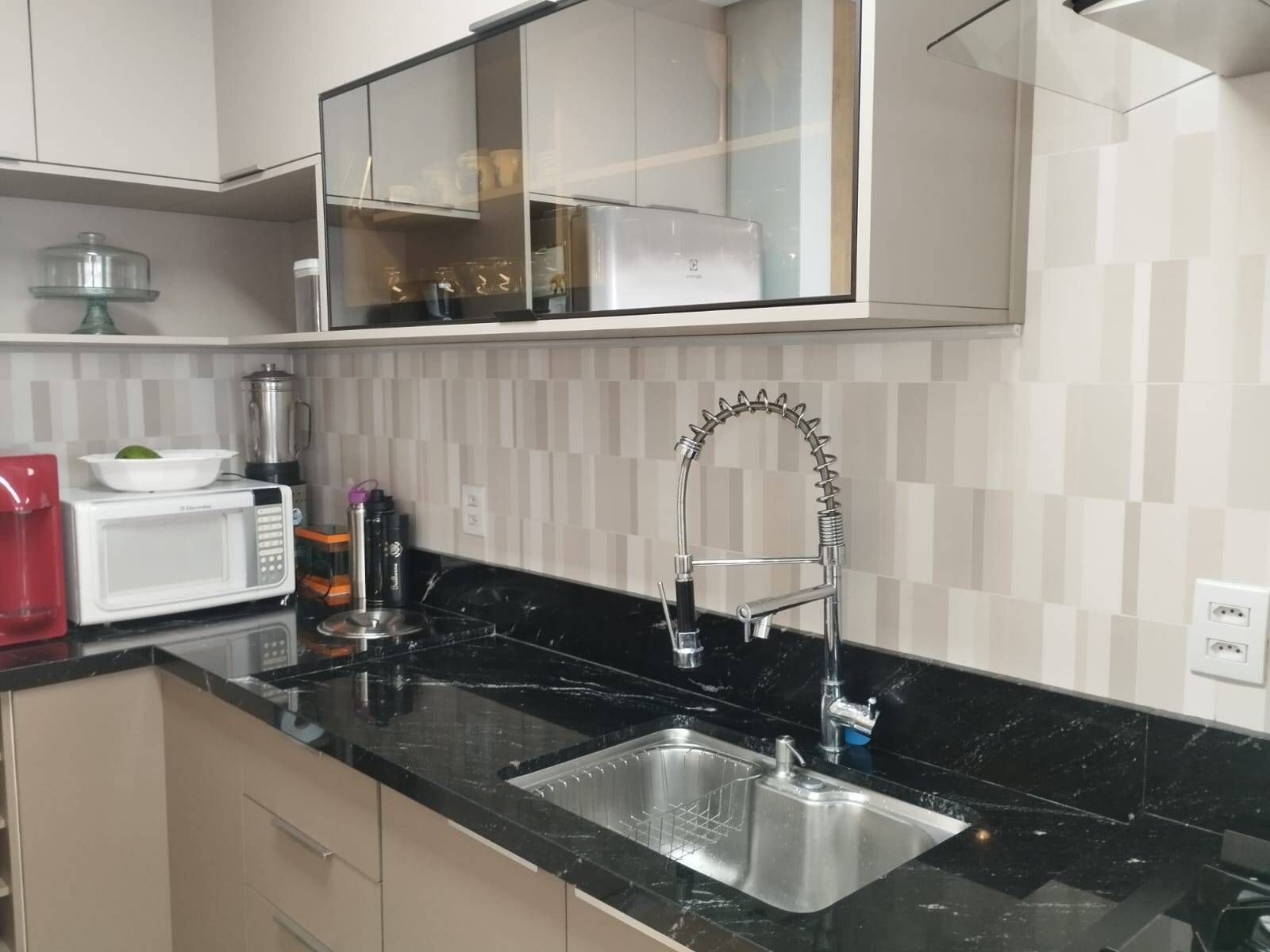 Apartamento à venda com 3 quartos, 98m² - Foto 9