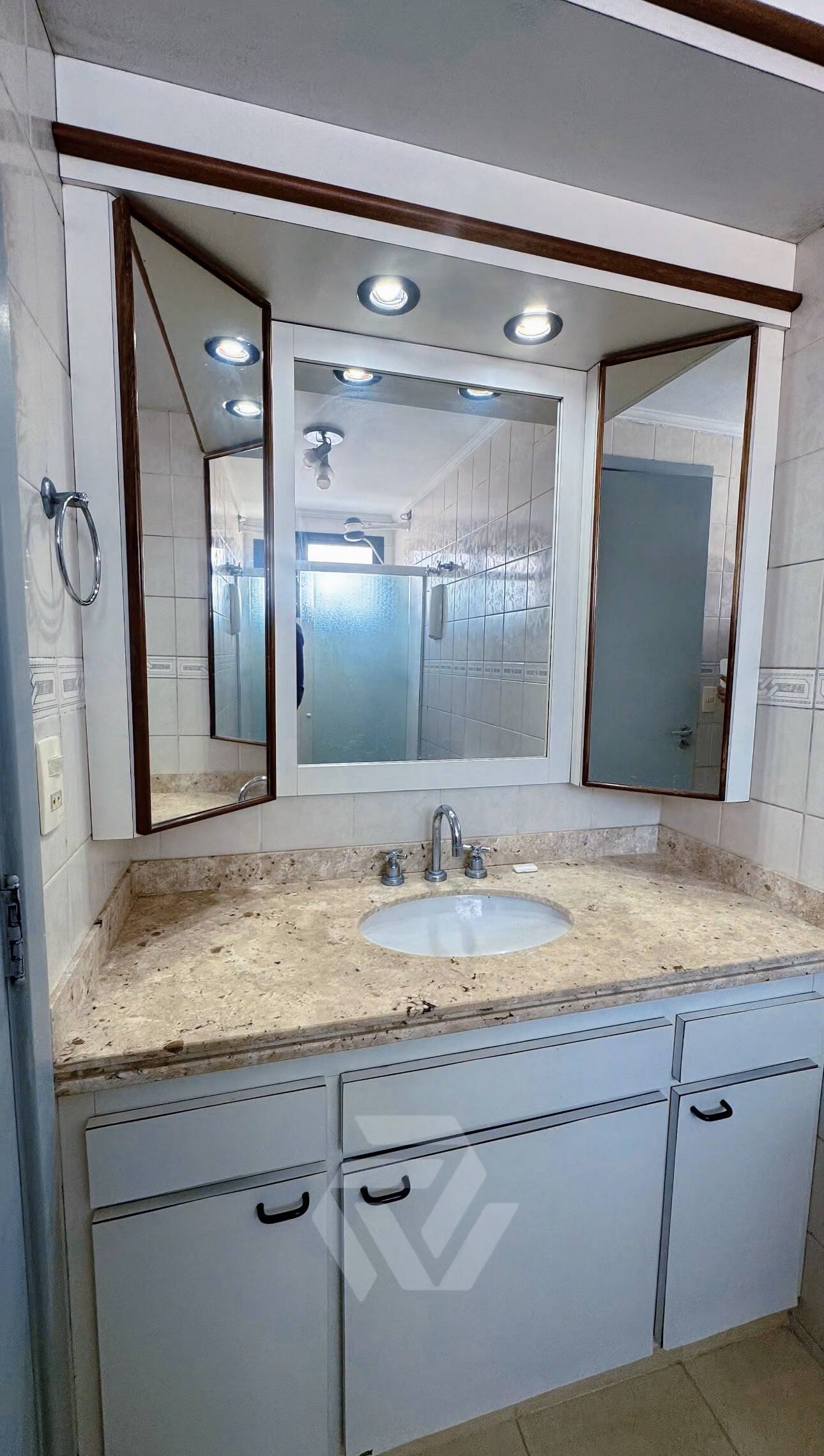 Apartamento para alugar com 3 quartos, 153m² - Foto 8