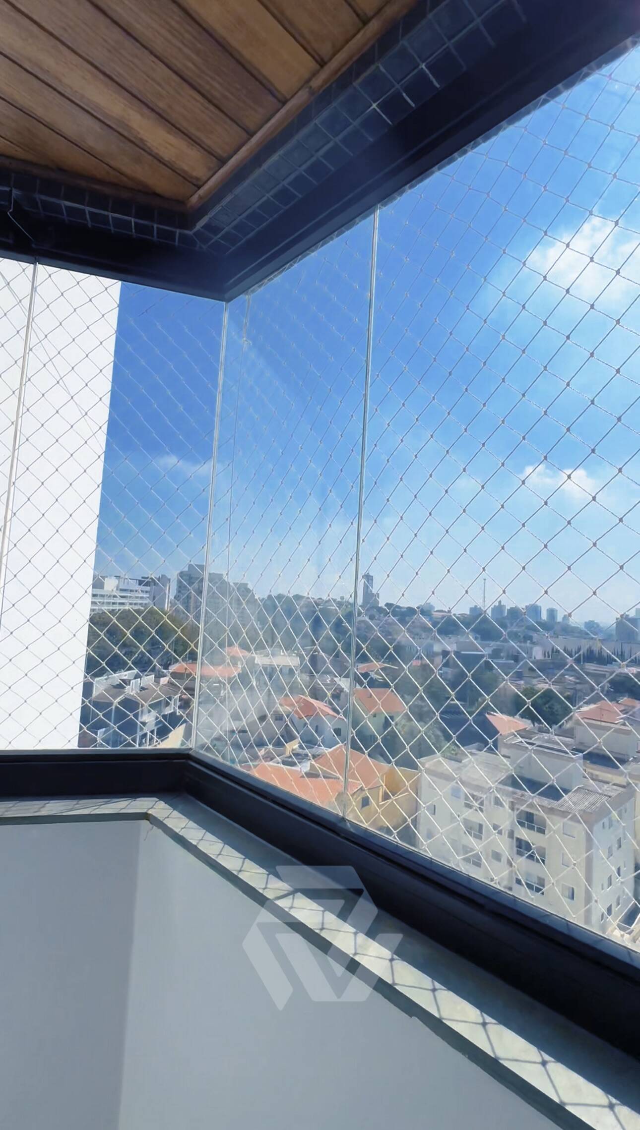 Apartamento para alugar com 3 quartos, 153m² - Foto 1