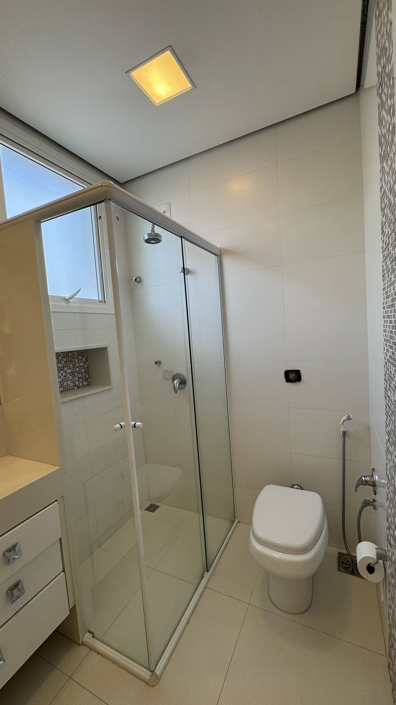 Casa para alugar com 4 quartos, 630m² - Foto 21