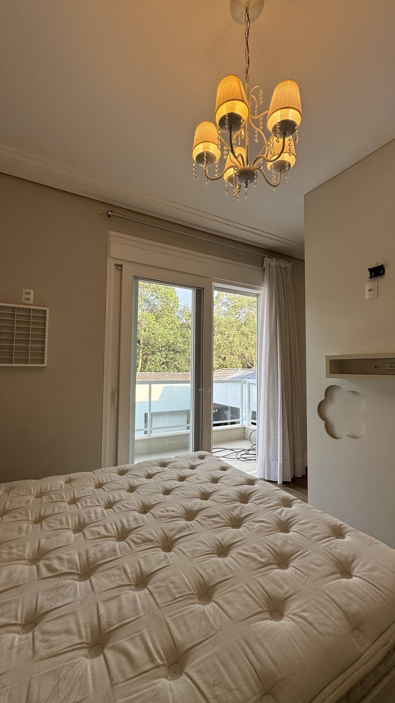 Casa para alugar com 4 quartos, 630m² - Foto 28