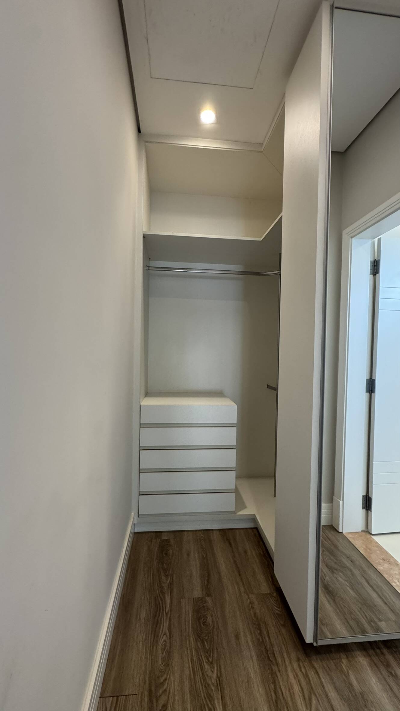 Casa para alugar com 4 quartos, 630m² - Foto 29