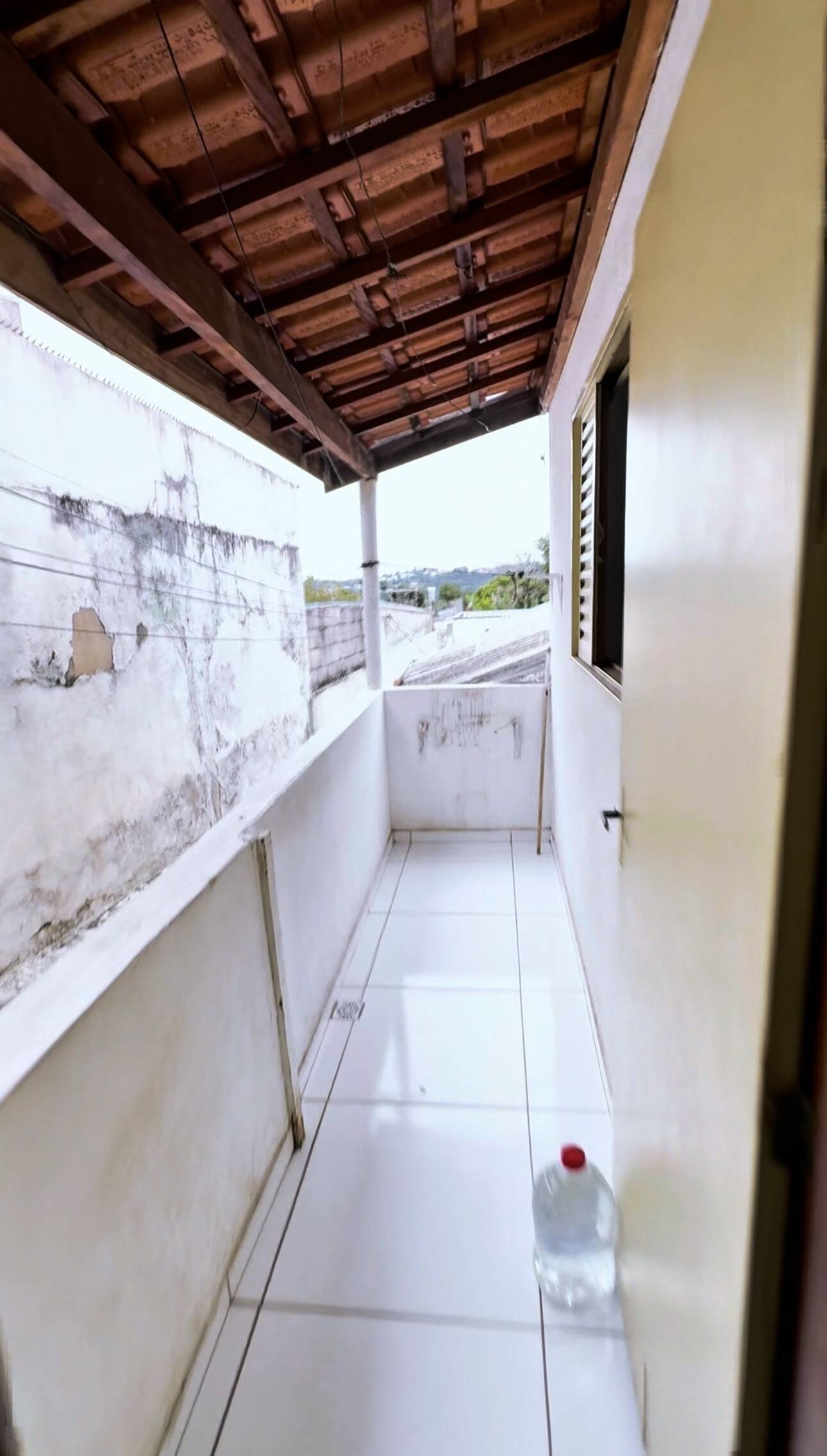 Casa para alugar com 2 quartos, 70m² - Foto 1