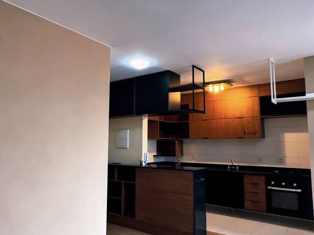 #25 - Apartamento para Locação em Jundiaí - SP