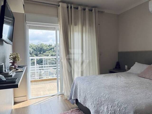 #28 - Casa para Venda em Várzea Paulista - SP